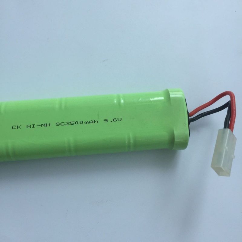 Umweltfreundlicher 9,6 V SC*8 Akku 2500 mAh Ni-MH verlängerte Laufzeit für Modellflugzeug und RC Auto Akku