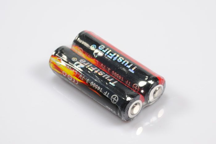 TrustFire 14500 wiederaufladbare Li-Ionen-Batterie 900mAh, hohe Kapazität, umweltfreundliches, vielseitiges Batteriepaar