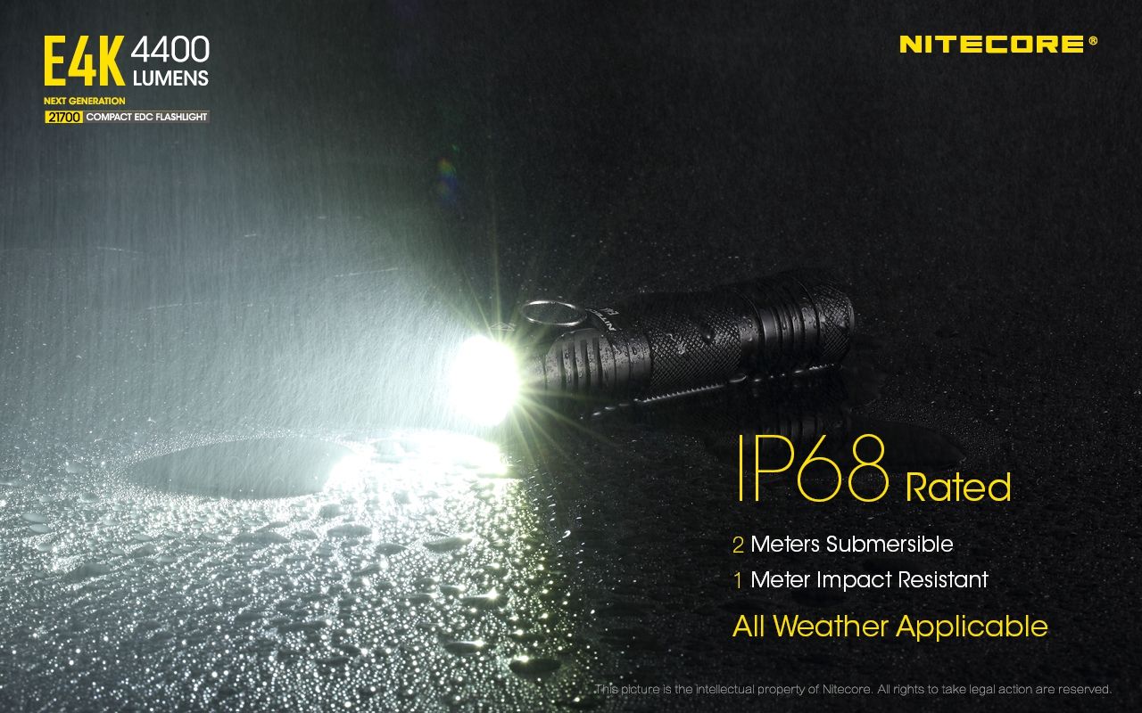 Nitecore E4K 4400 Lumen Kompakte EDC Taschenlampe tragbar und langlebig mit fortschrittlichem optischen System