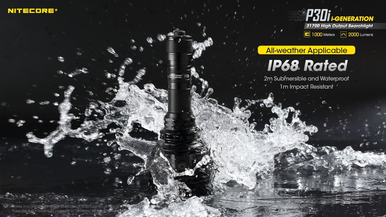 Entdecken Sie die Nitecore P30i taktische Taschenlampe XHP35 HI LED 2000 Lumen mit 1000 Meter Reichweite, robuste Outdoor-Beleuchtung