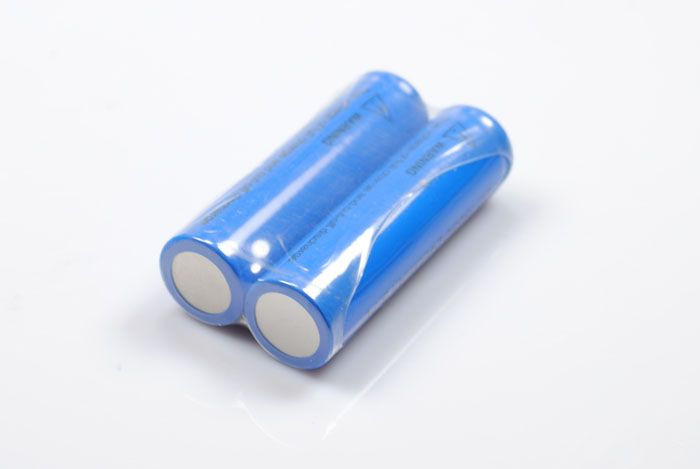 UltraFire LC 3000mAh 18650 Li-Ion wiederaufladbarer Akku – hohe Kapazität, umweltfreundlich, schnelle Ladung