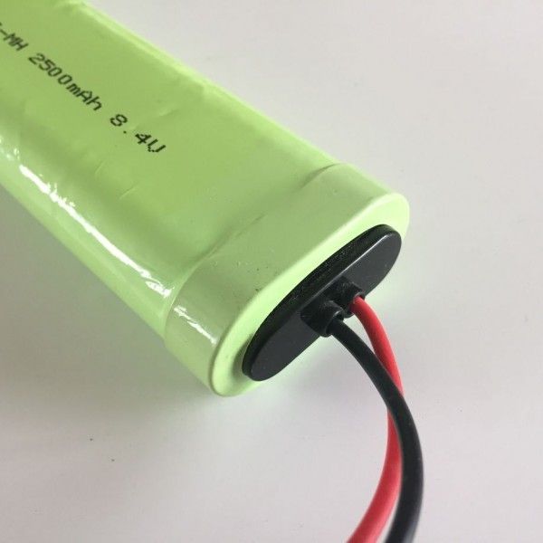 Ni-MH 8,4V SC*7 2500mAh RC weißer Stecker Akkupack