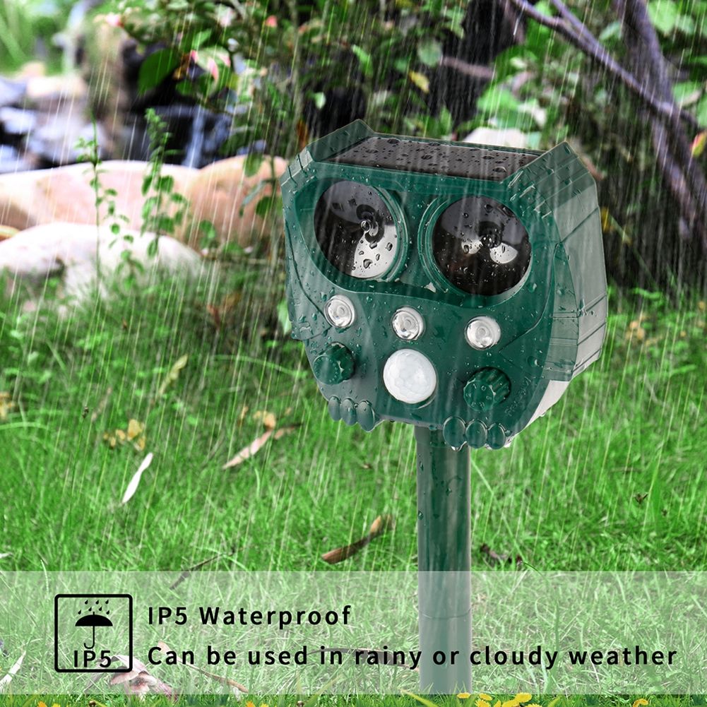 Entdecken Sie den solarbetriebenen Tierabwehr Ultraschall Tiervertreiber für humane Schädlingsbekämpfung und Gartensicherheit