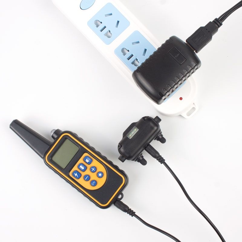 800m Elektrisches Hundetrainingshalsband, wiederaufladbar, wasserdicht, LCD-Display, einstellbare Stufen für den Hundegehorsam