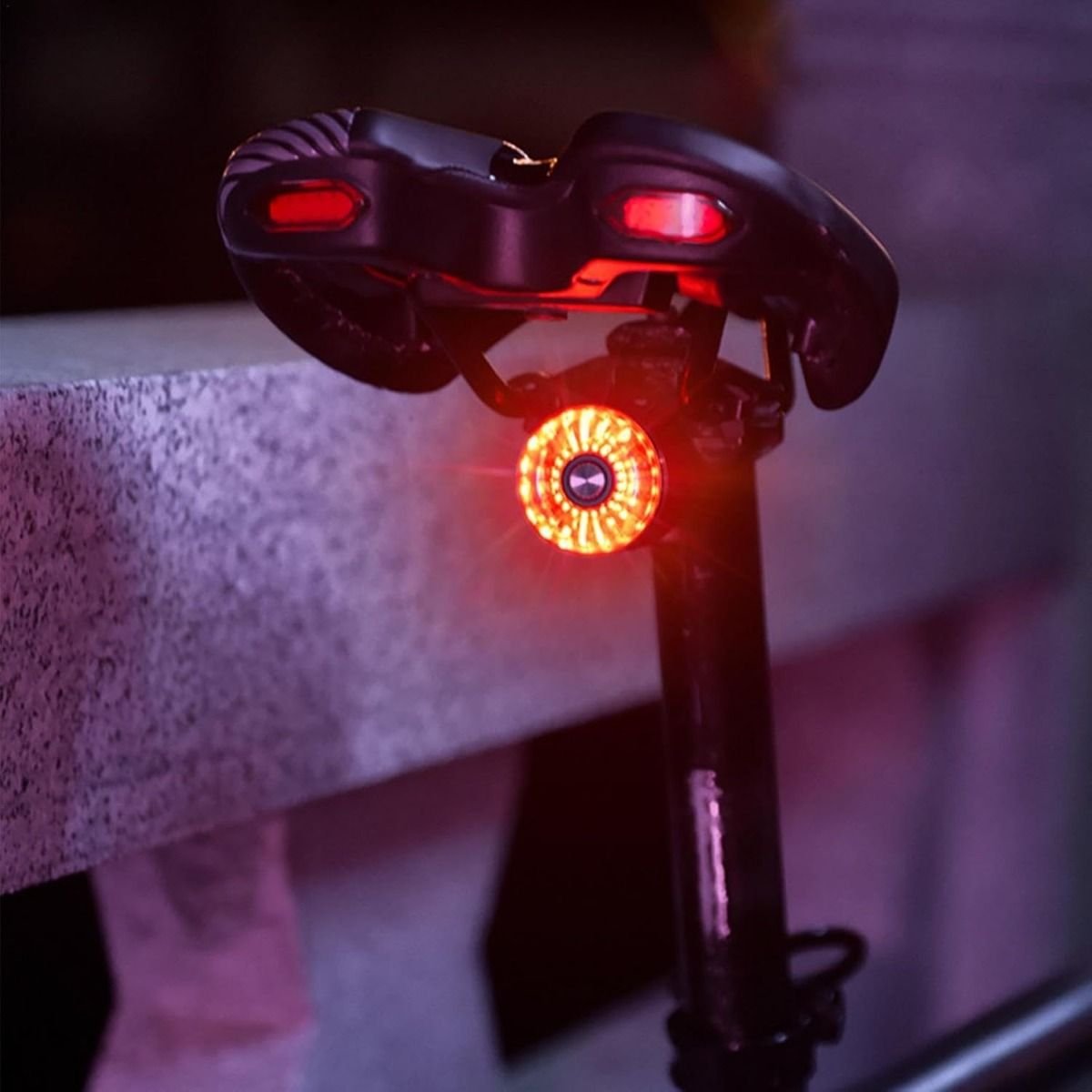 Smartes Fahrrad-Rücklicht mit Bremsinduktion, Fahrrad-Rücklicht für Sattelstütze, wasserdicht, USB-Aufladung, Fahrrad-Rücklicht