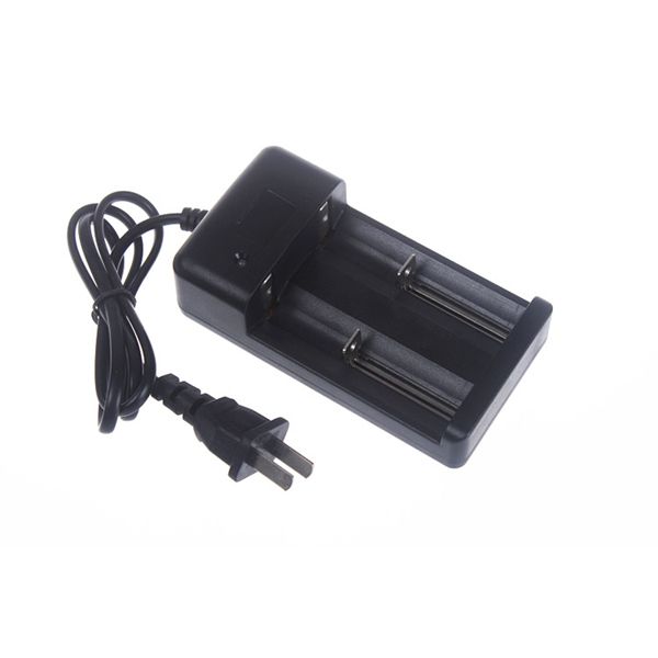 UltraFire Doppel-18650-26650-Ladegerät für wiederaufladbare Akkus Sicheres Reisen AC 100-240V Universelle Kompatibilität